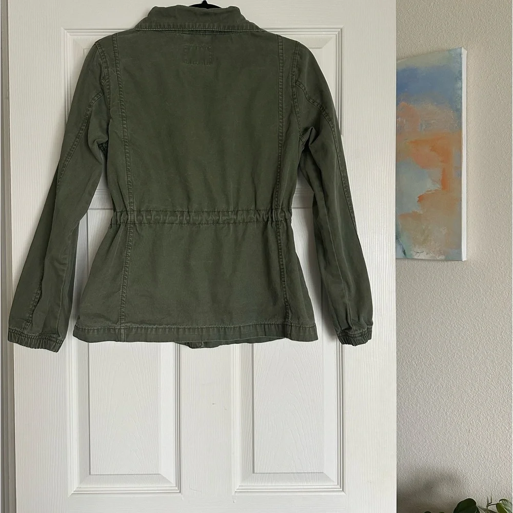 Army Green Shacket - Picture 2 of 4